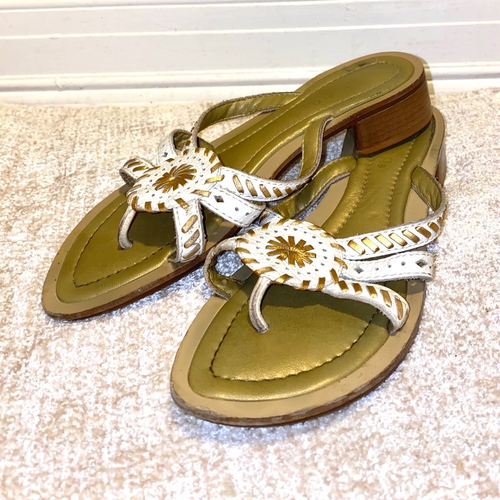 sandals - Picture 2 of 5